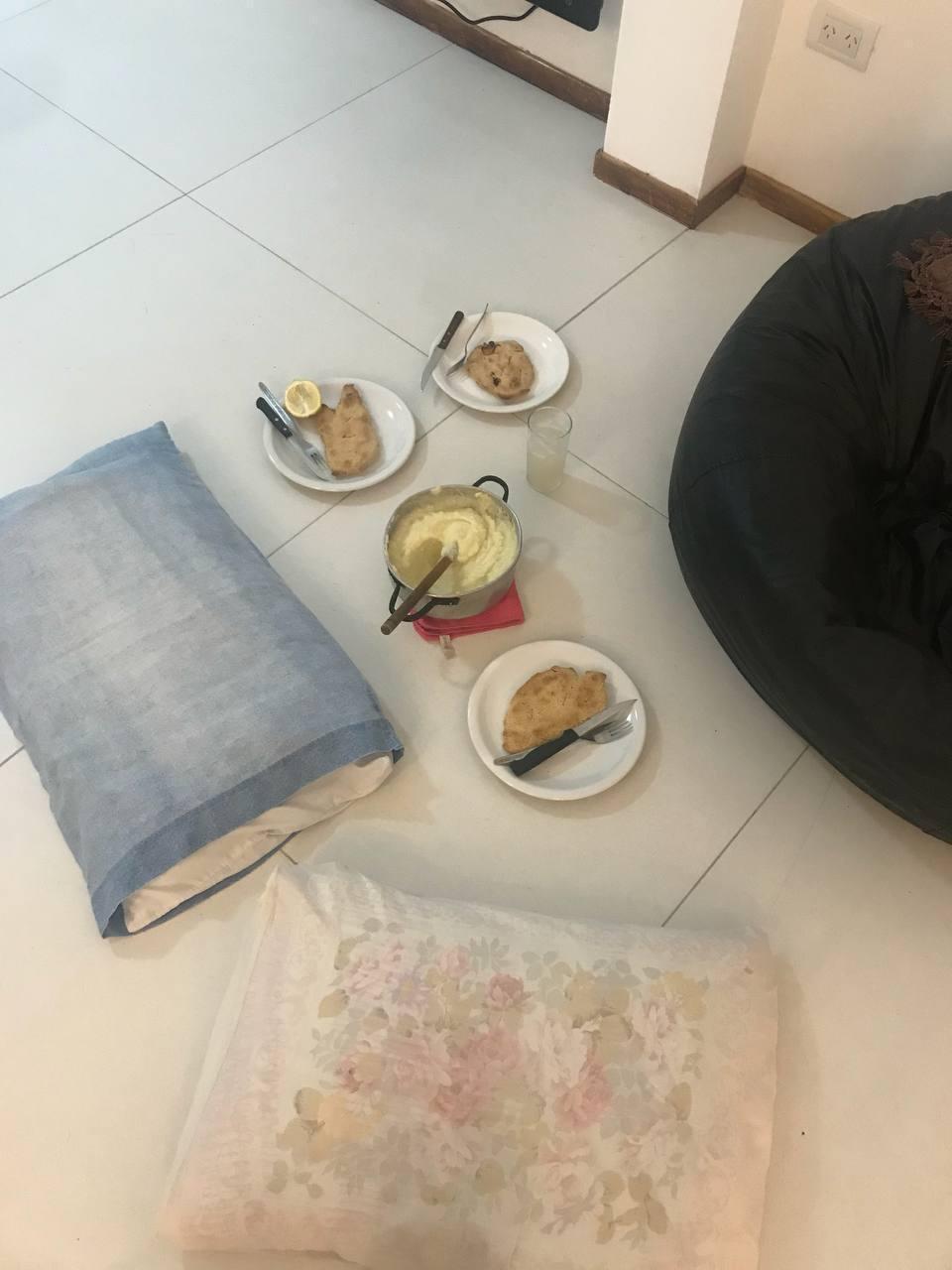 primera comida mololand