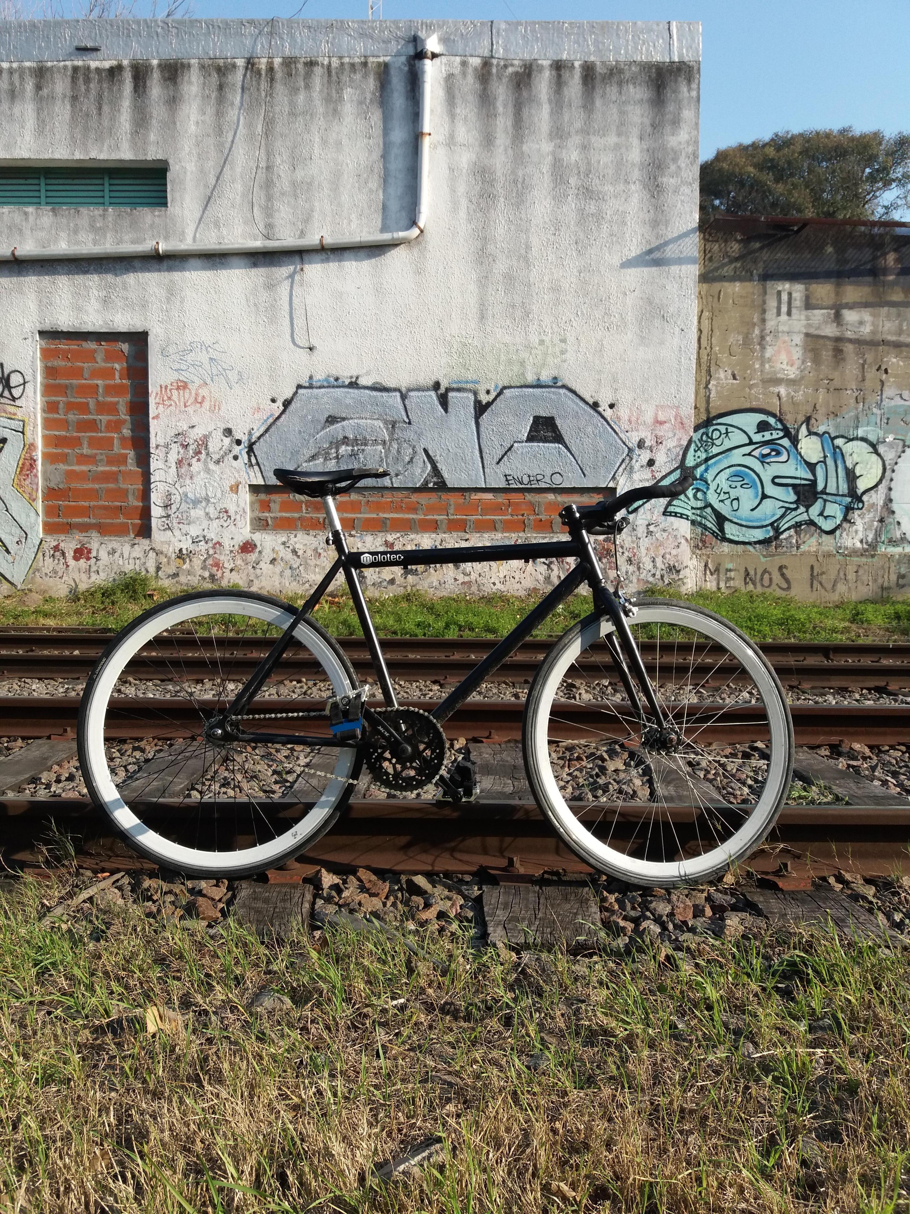 fixie vias